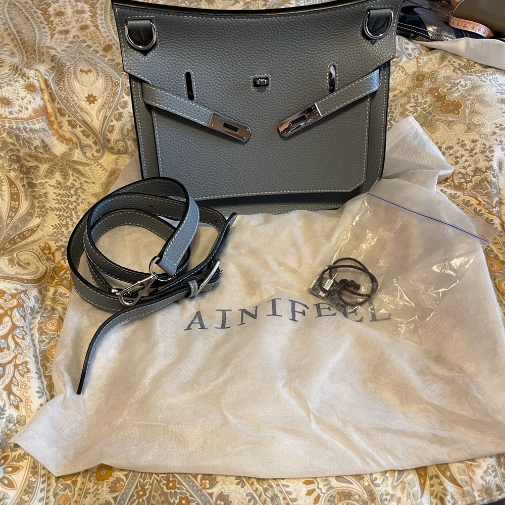 Rare Blue Lin AINIFEEL Jypsiere Leather Handbag